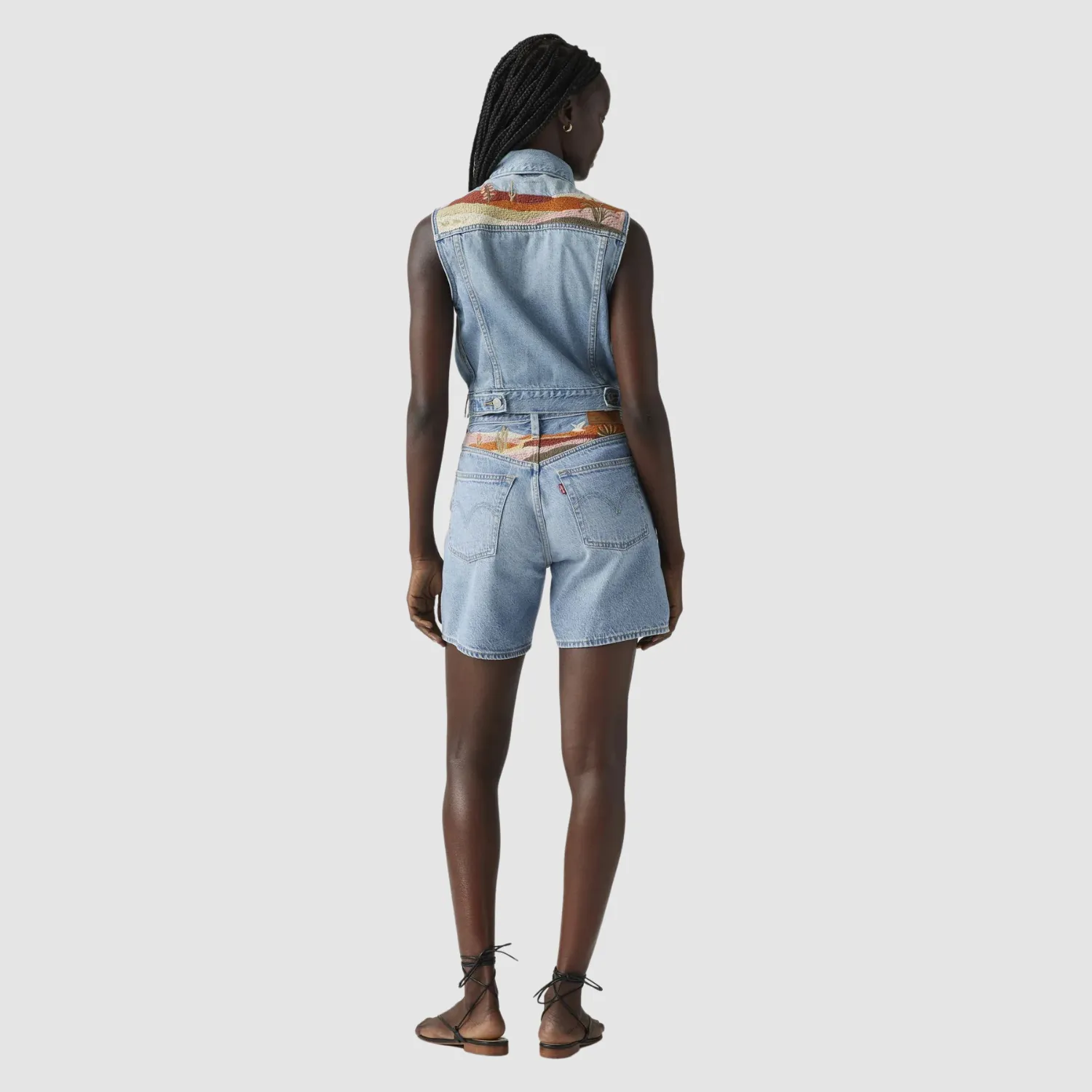 Fashion Layers SeamlessTransition 501 Mid Thigh Short (Desert Utopia)
