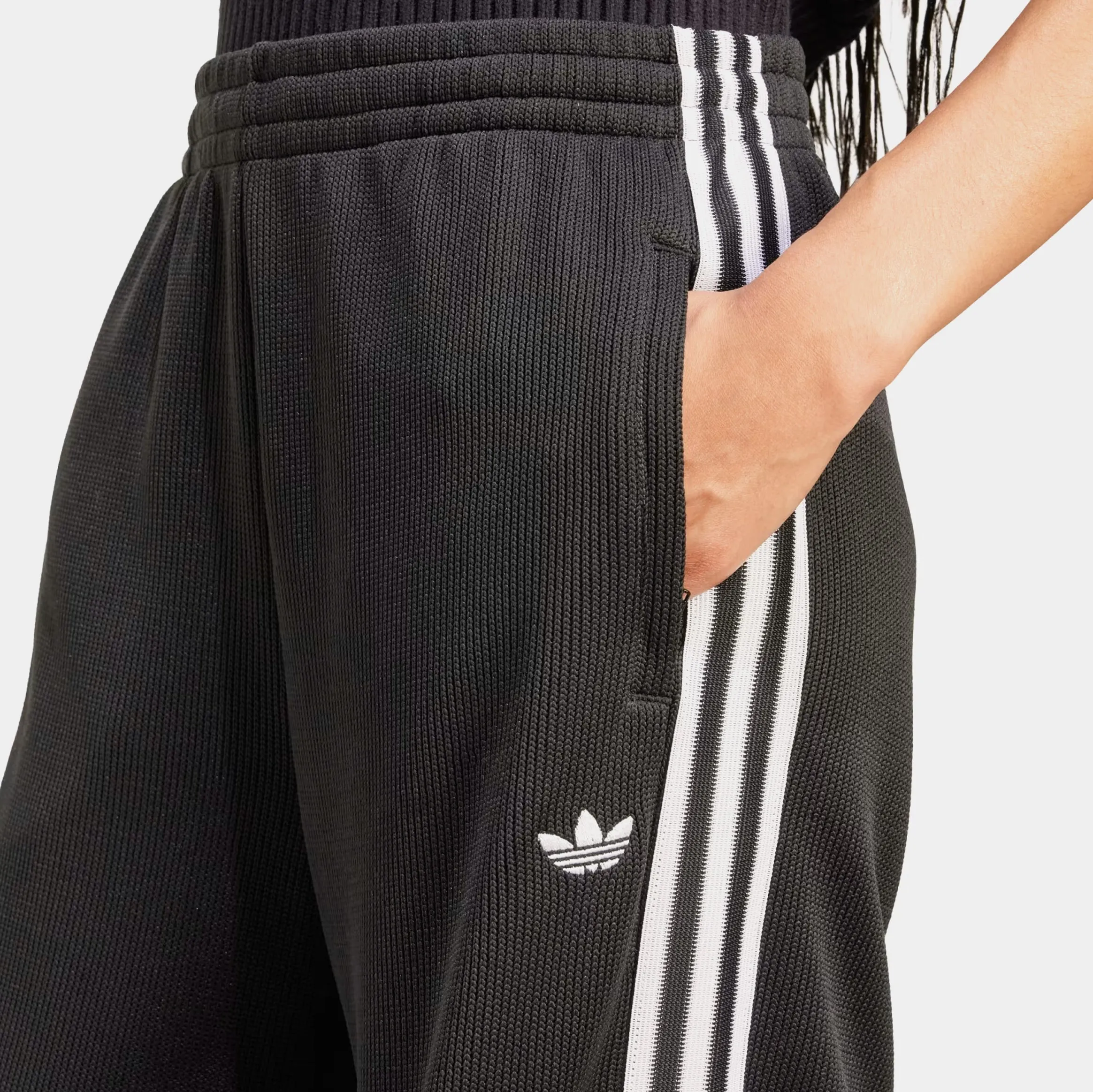 Simple Cut Plus-size option Adicolor Firebird Track Womens Pants (Black)