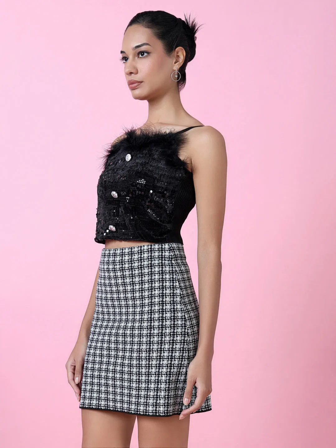 Chic Fashion No-Fuss Design Women's Black Velvet Crop Top