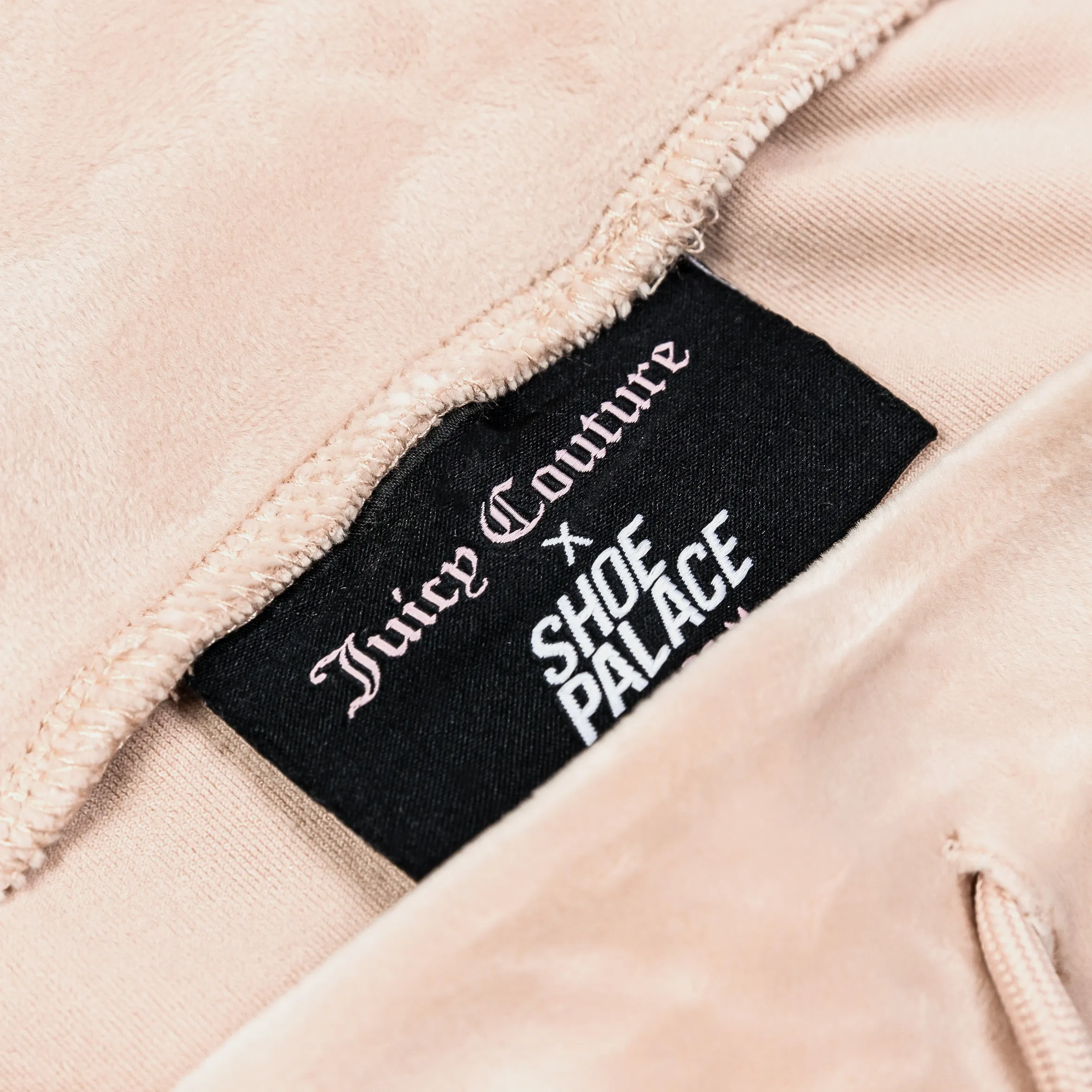 Bright Colors rooftop party look Shoe Palace Exclusive OG Bling Womens Shorts (Beige)