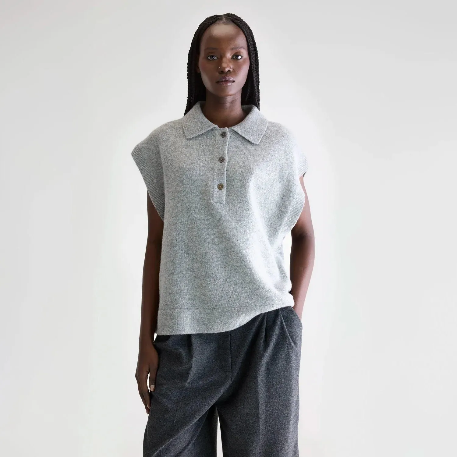 Ameson Sleeveless Sweater (H. Grey) DoubleLayered Collar