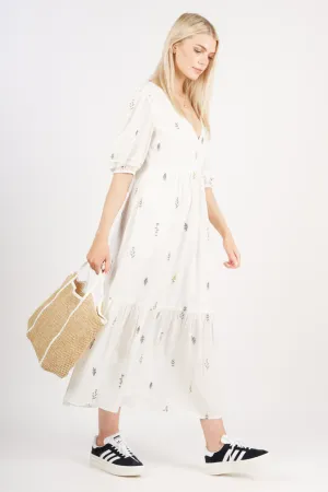 Amanda - Floral Embroidered Dress Simple Elegance