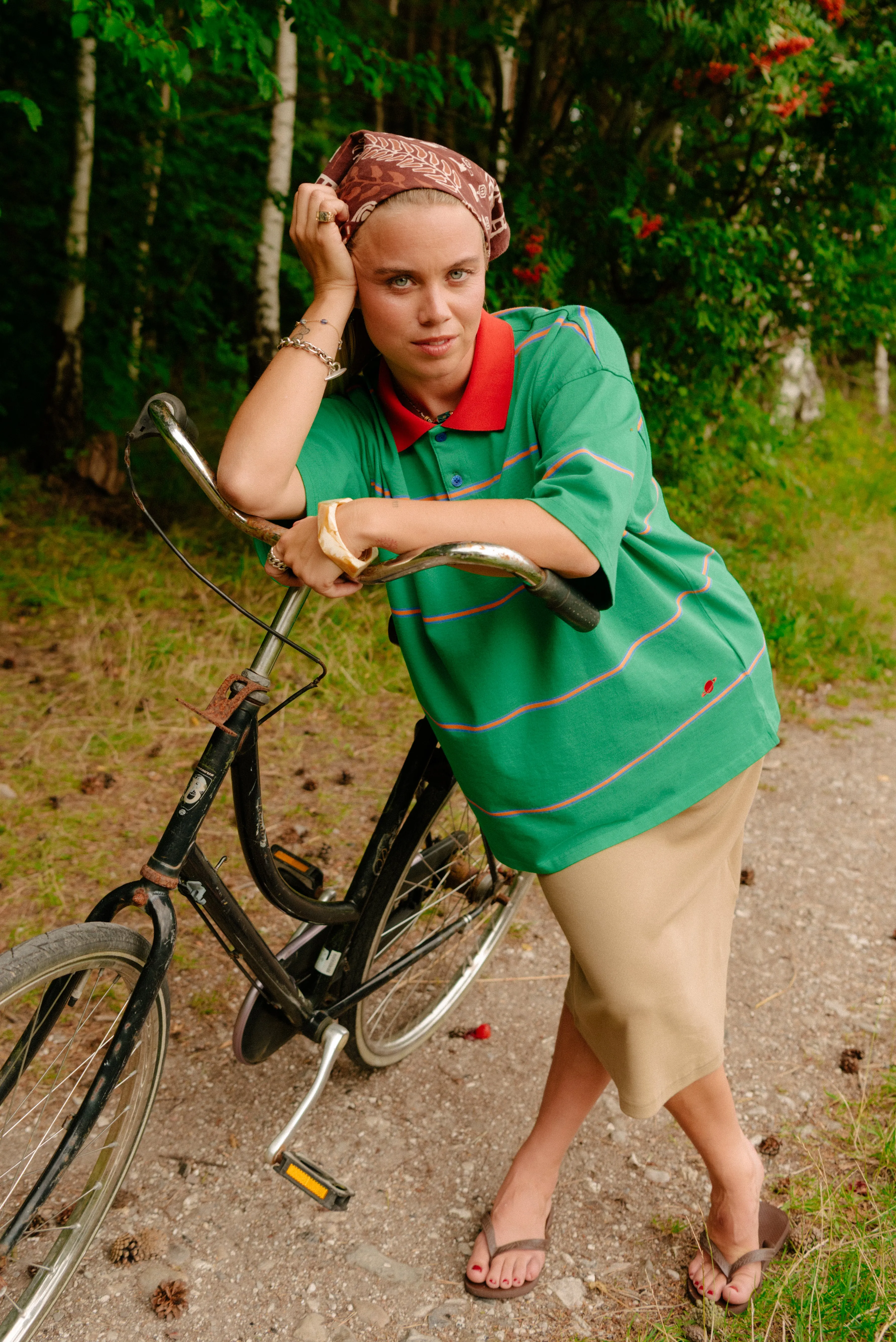 CHUKKER1 TEE Simple and Relaxed Vintage Style