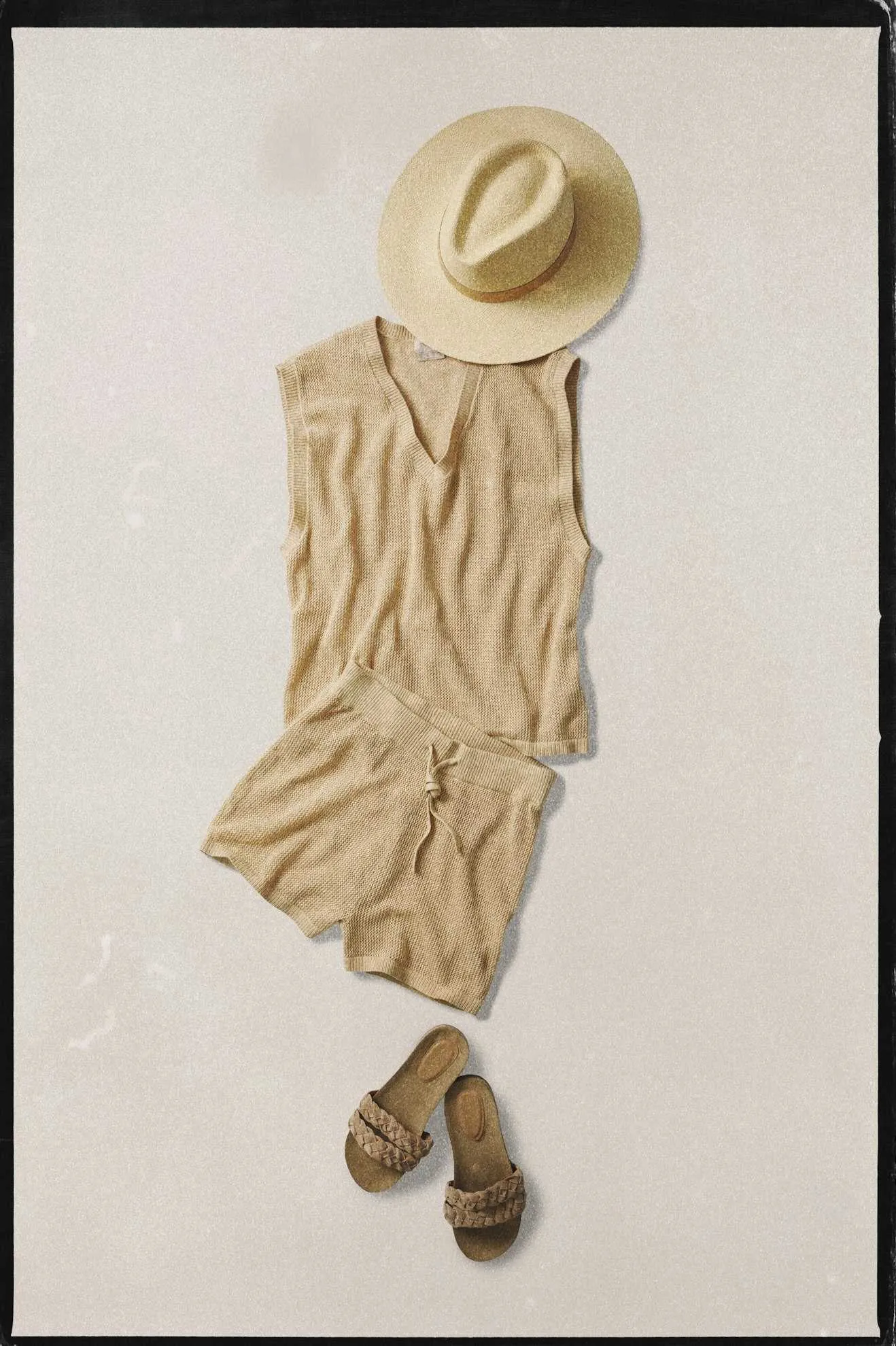 Flexible Stitching Aruba Cover Up Short - Oat Milk