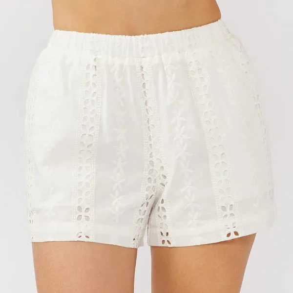 Beachfront Eyelet Short Polish Glow