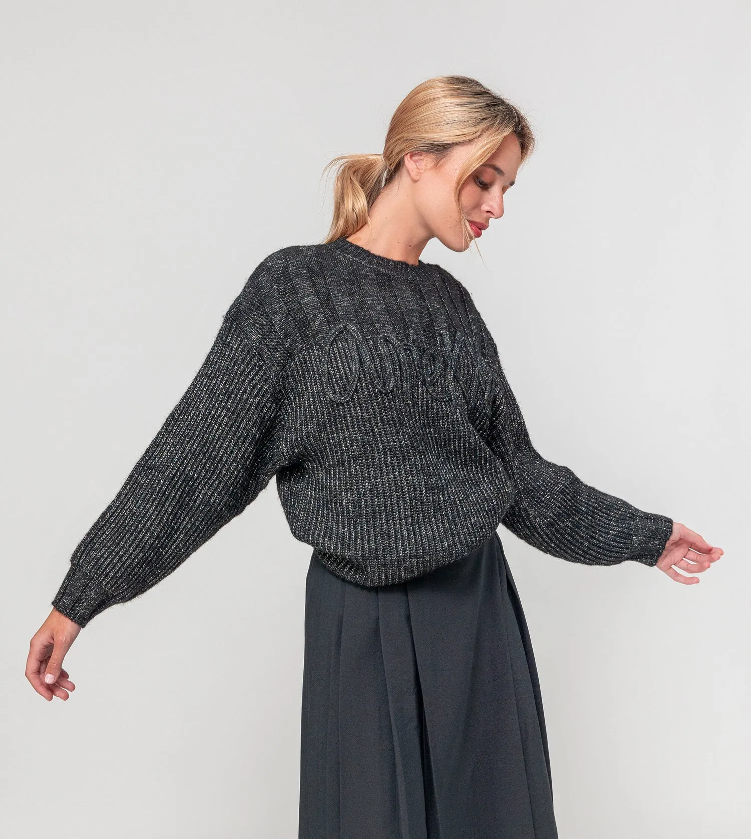 FadeResistant Yarn Stay Warm Black jumper