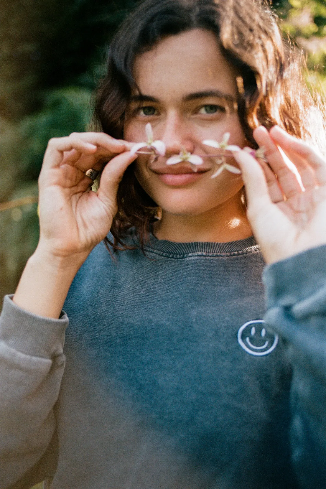 Layer Minimal O&F Find The Good Energy Sweatshirt