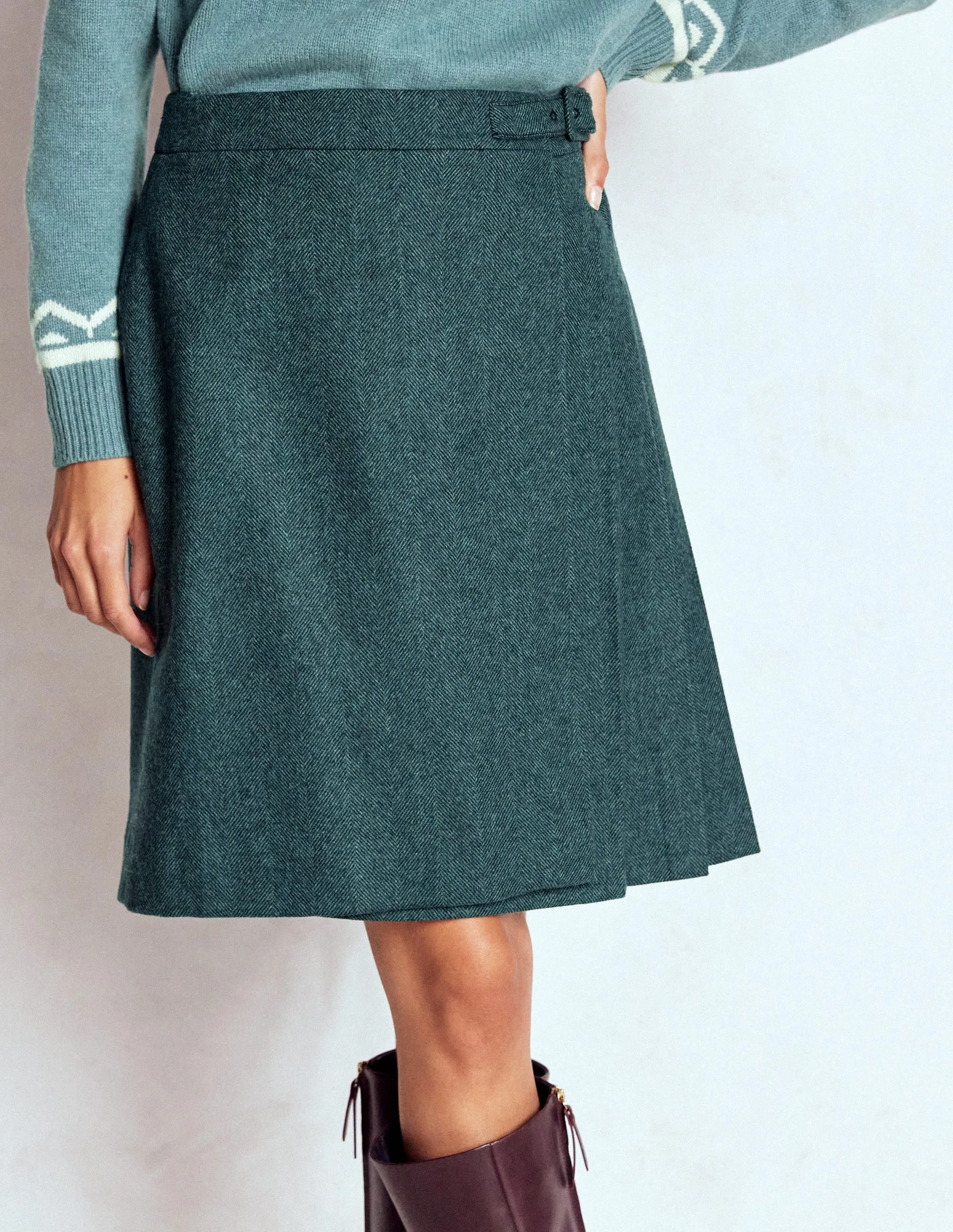 Reinforced Pockets Helen Wool Kilt Skirt-Green and Navy Herringbone