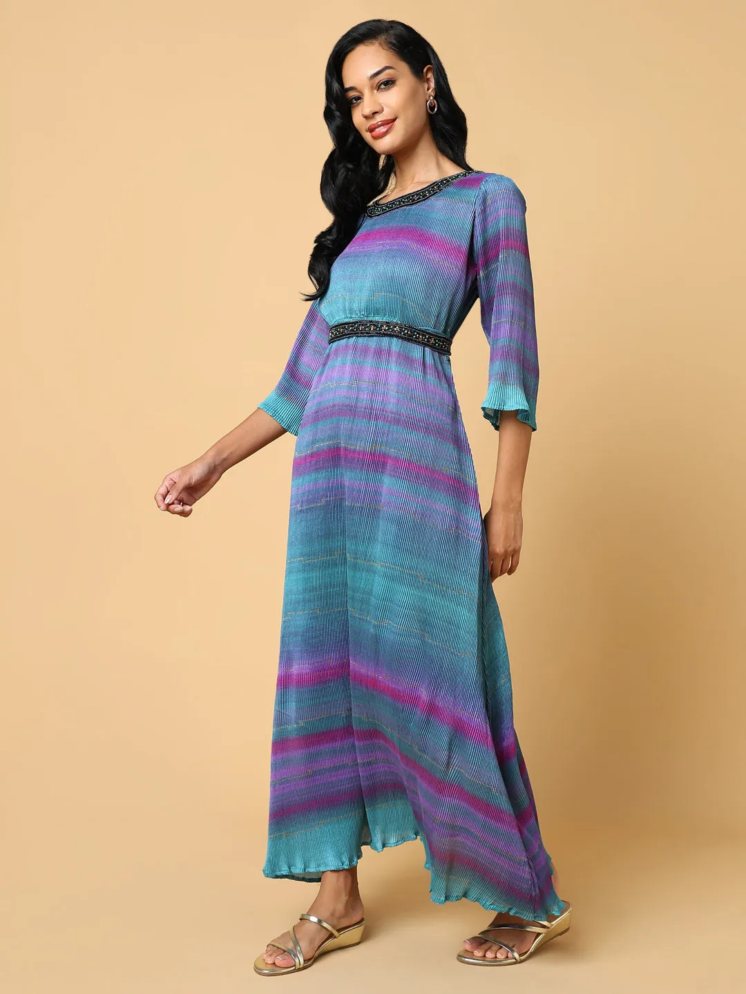 Women's Dyed Green Maxi Dress with Belt Cozy Wear Happy Fit