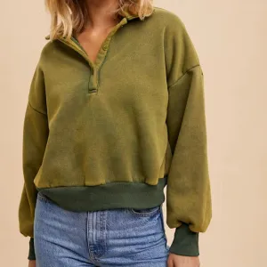 Women's Quarter Button Collared Solid Cropped Sweatshirt in Forest Green Pastel Shade