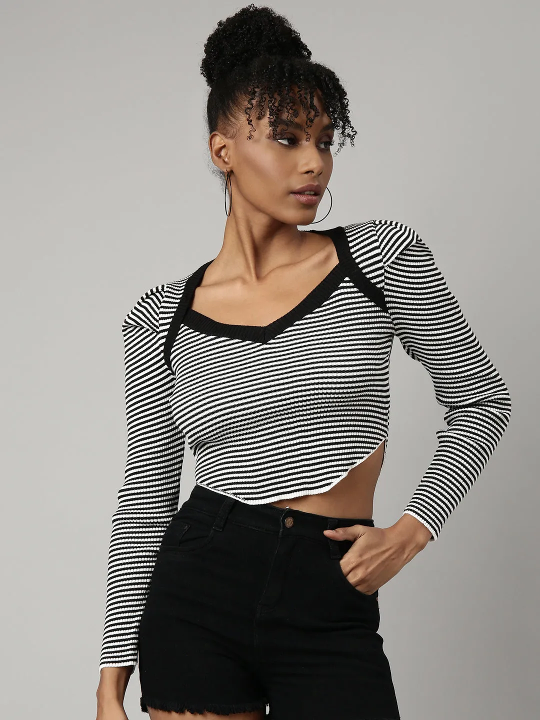 Garment Dyed Finish Women's Black Striped Sweetheart Neck Puff Sleeve Monochrome Crop Top