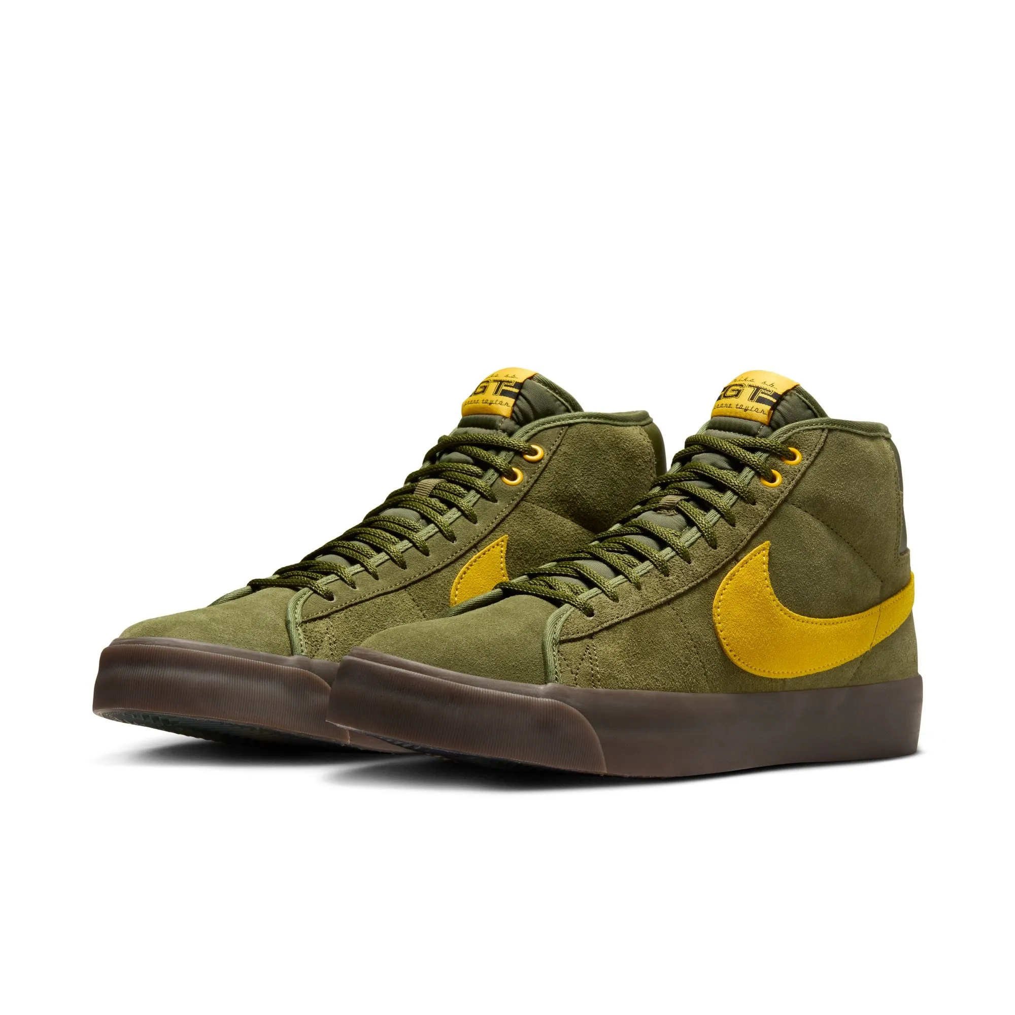 Street Activity Nike SB x Antihero Blazer Mid QS