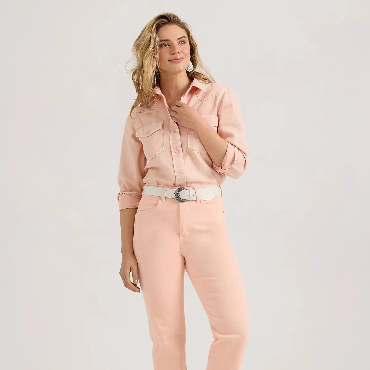 All-Season Wear Wrangler Retro Women's L/S Colorwash Denim Western Snap Shirt in Pink