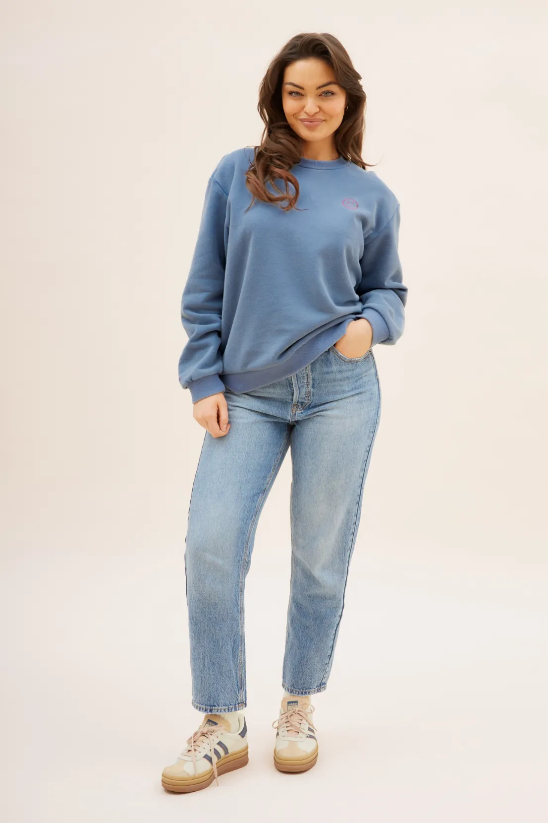 O&F Good Energy Sweatshirt Branded Look