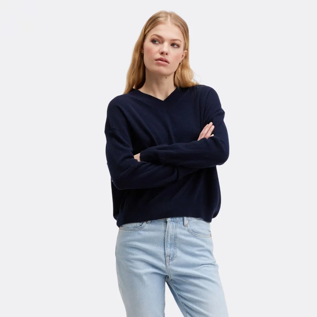 Slax Sweater (Navy) Water Repellent Treatment Stay Cozy