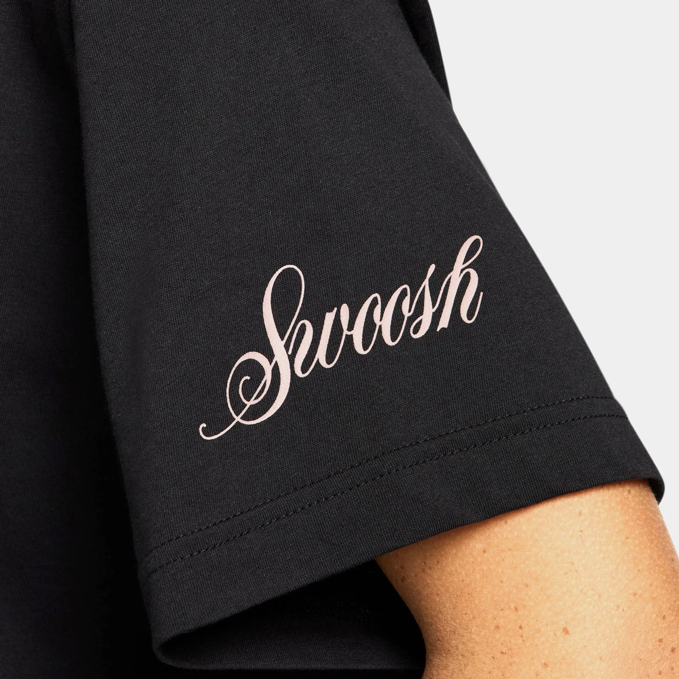 NSW Loose Cropped Womens Short Sleeve Shirt (Black/White) SustainableTextiles