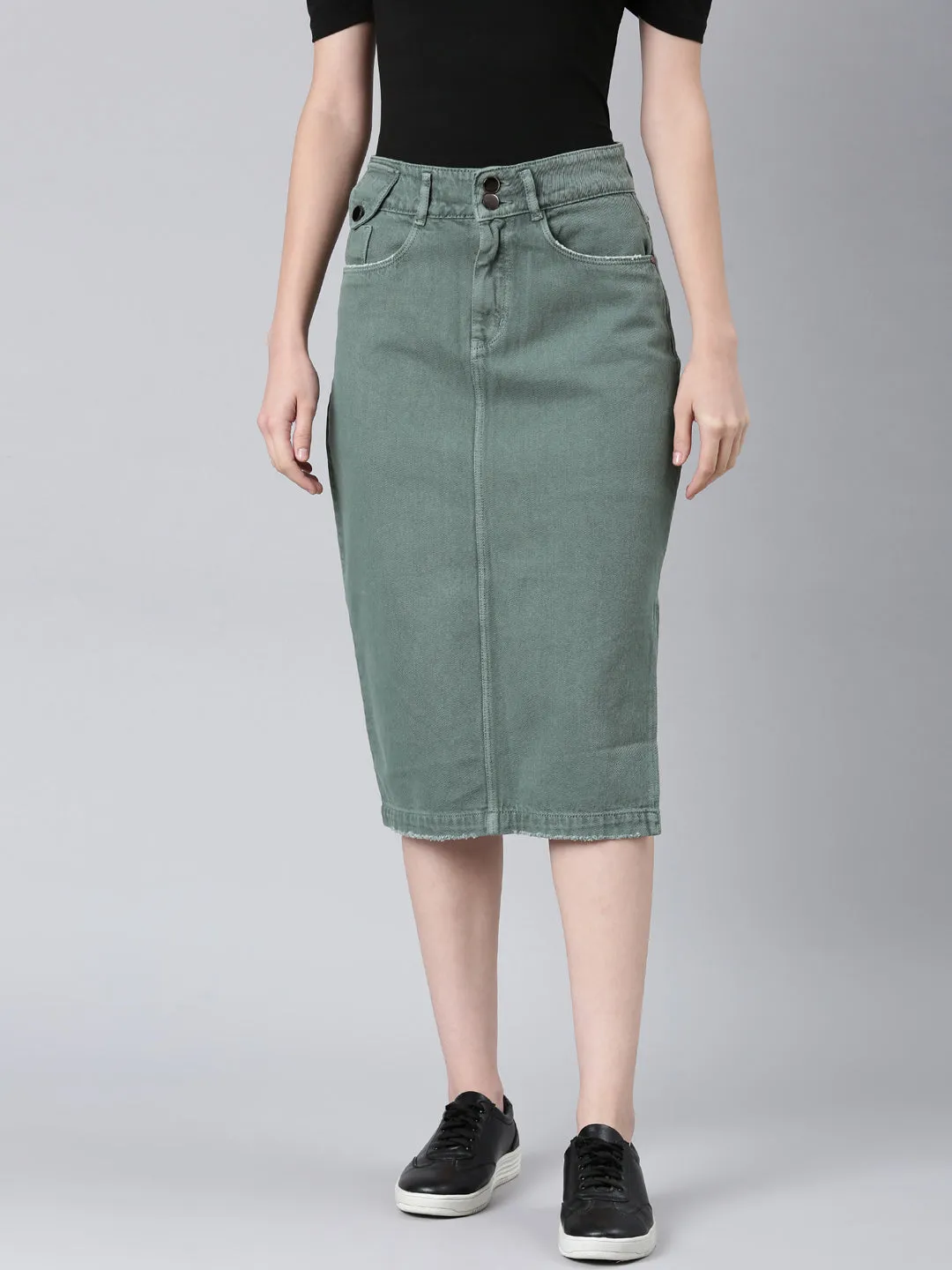 Outfit Vibes Women's Green Solid Pencil Skirt