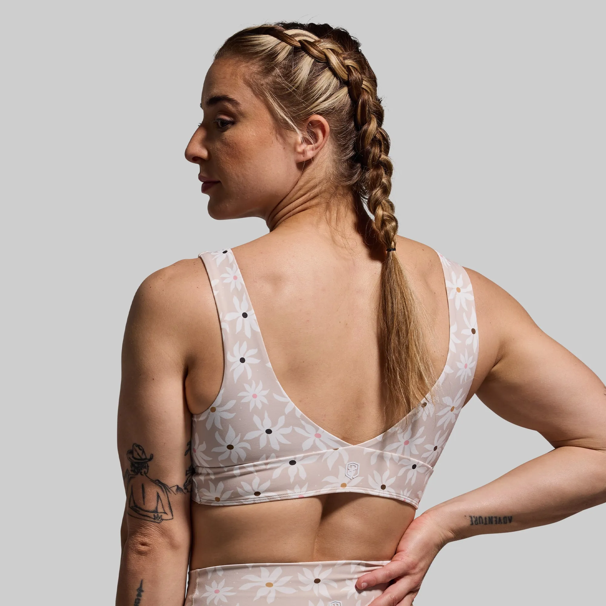 Embrace Sports Bra (Daisy) Contrast Stitching Non Irritating Seams