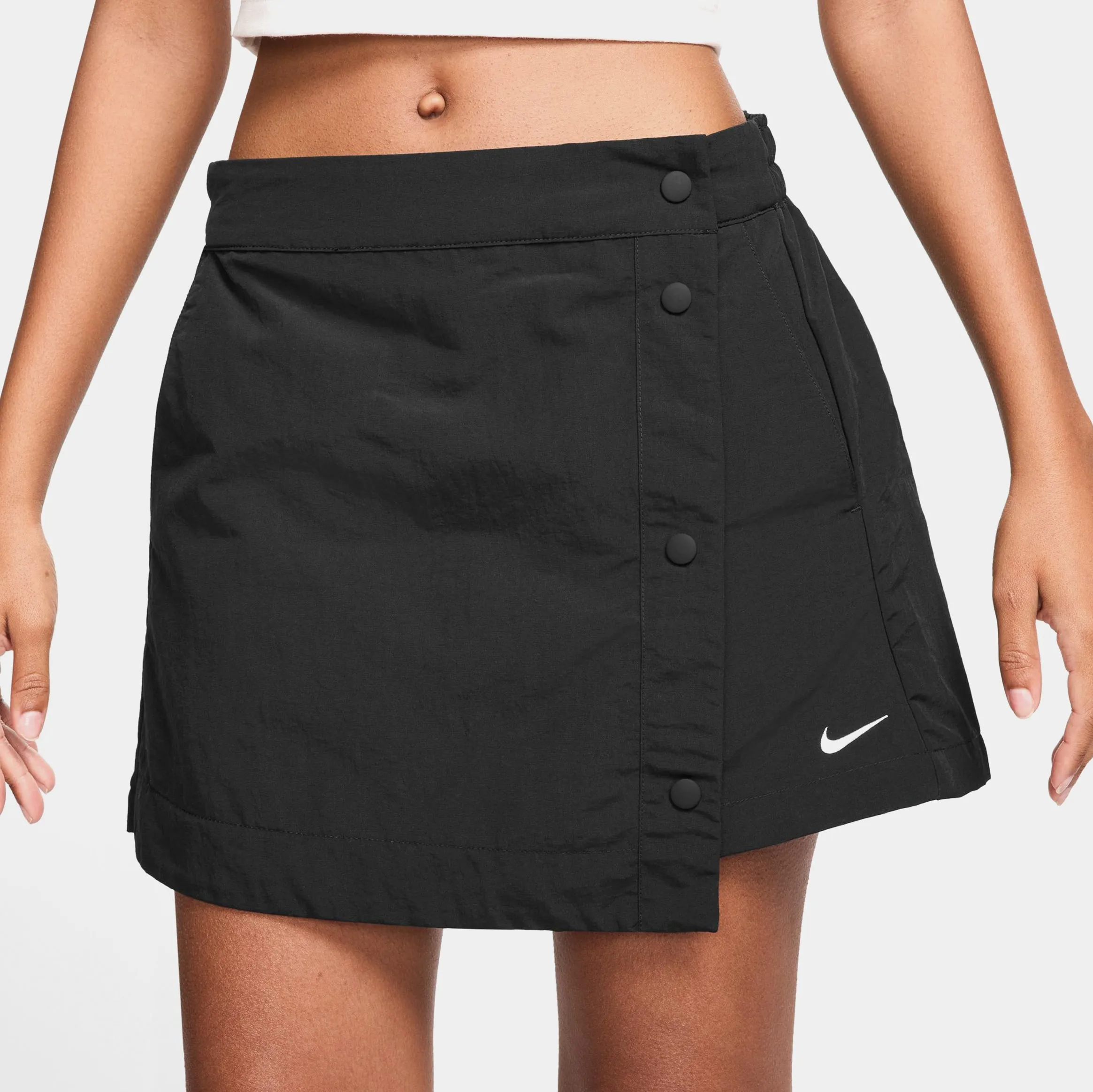 technology industry Quick Release Fastener Essential Woven 3" Womens Skort (Black/White)