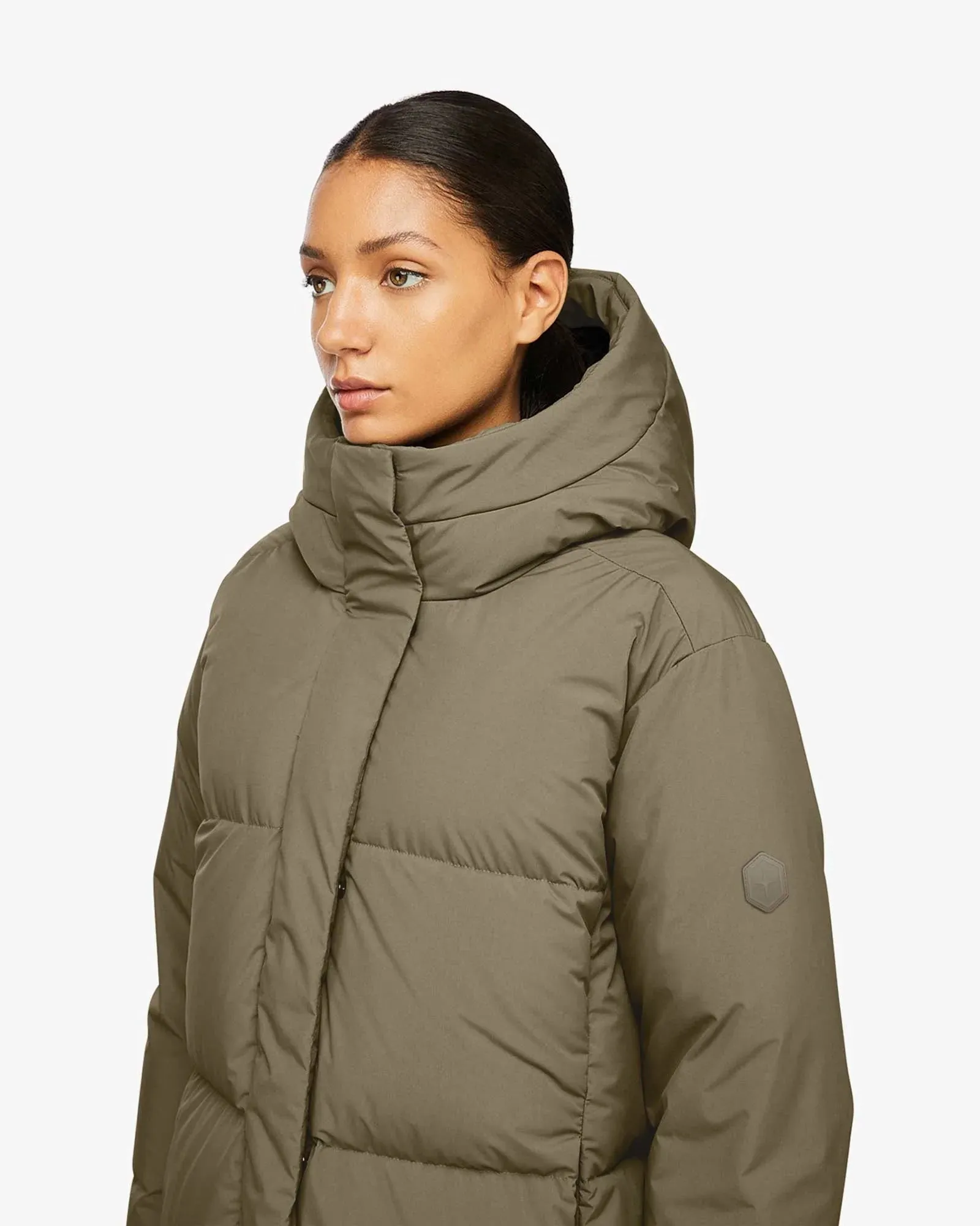 June Puffer Down Jacket (Taupe) HypoallergenicMaterial