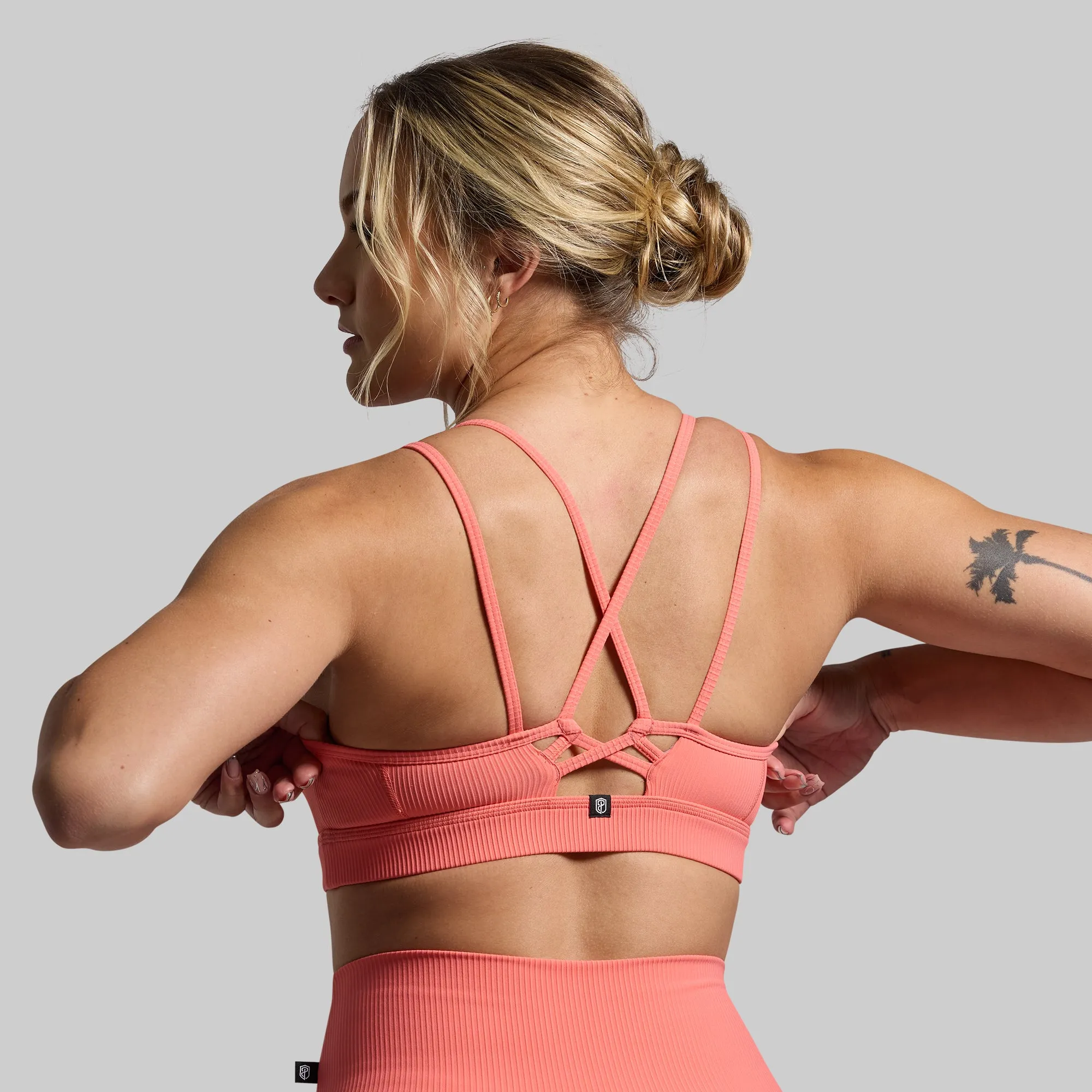 UV-protective Lotus Sports Bra (Hot Peach)