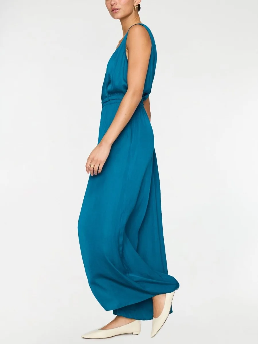 The Nomi Jumpsuit Balanced Shape Soft Texture