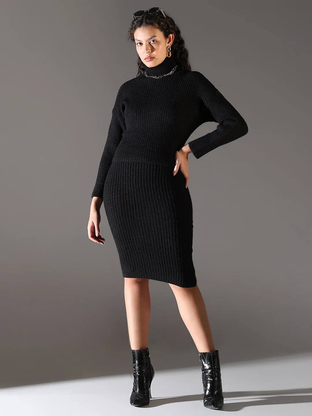 Daily Favorite Trend Detail Women's Black Round Neck Bodycon Dress