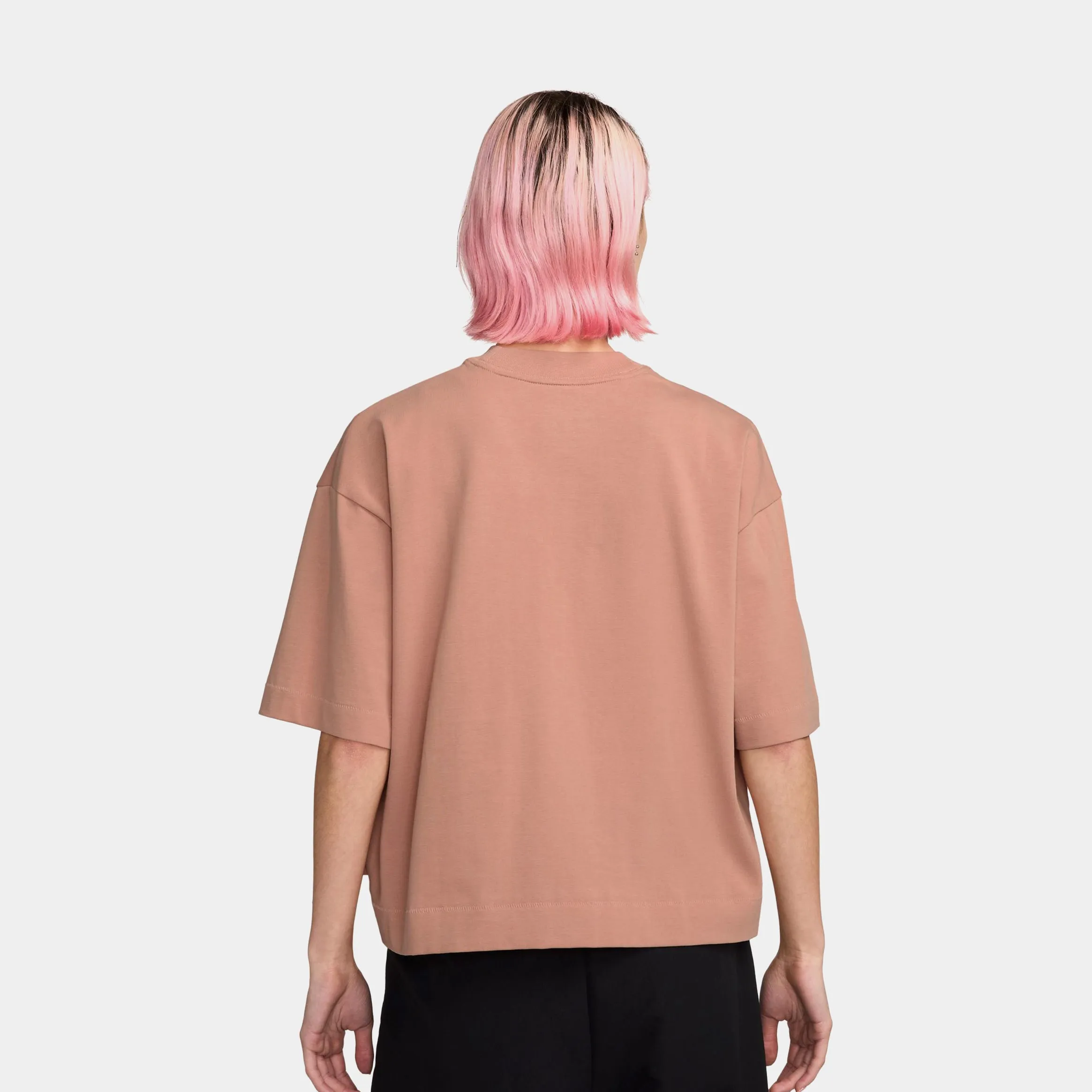 Team Edge Quiet Luxury NSW Graphic Boxy Womens Short Sleeve Shirt (Rose Gold)