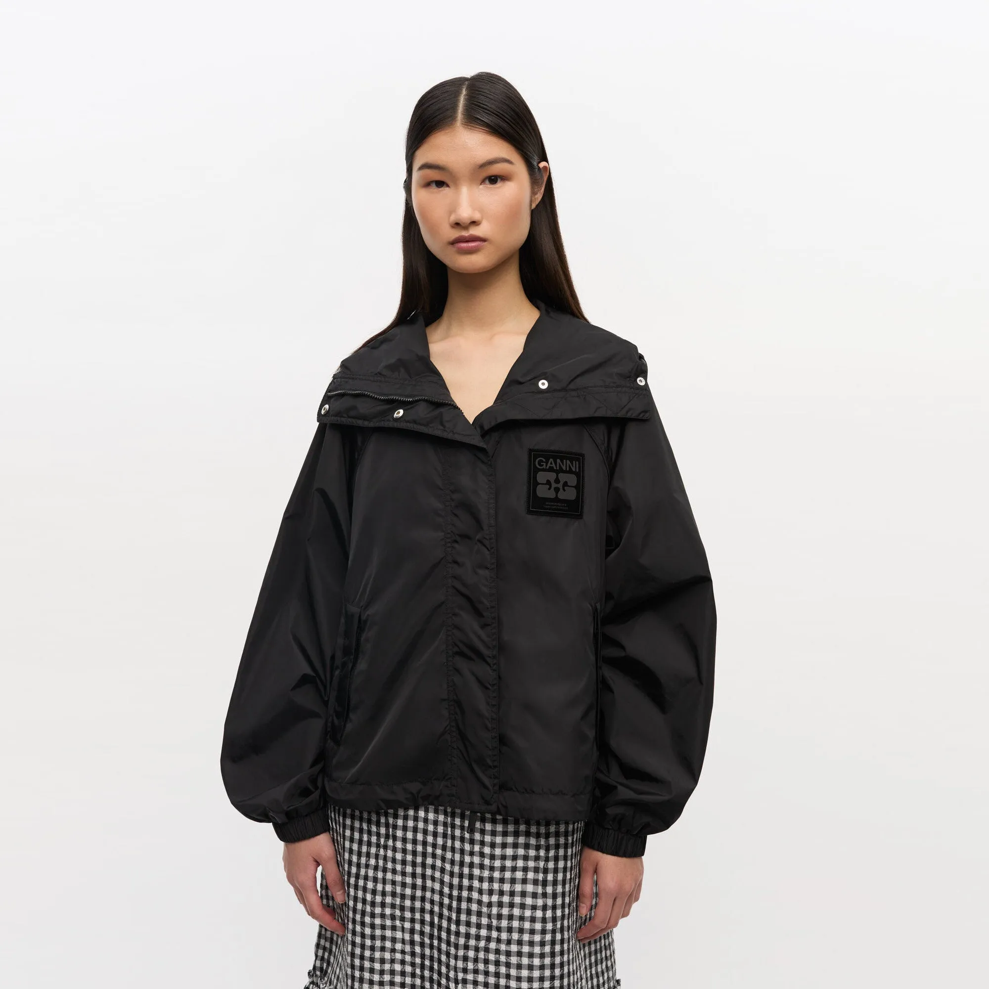 Weather Adaptive Ventilation Teflon coating Flyweight Nylon Jacket (Black)