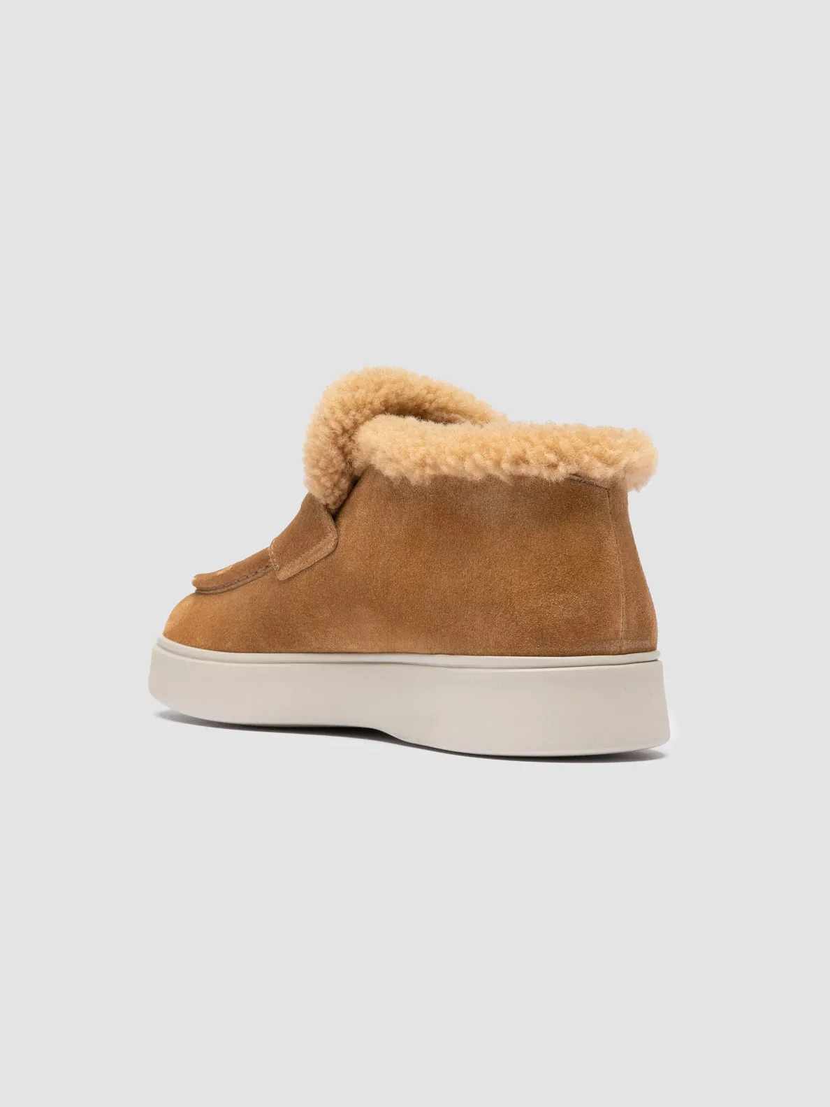 Eco Material Rainy Days FRAME 111 - Camel Suede Chukka Boots