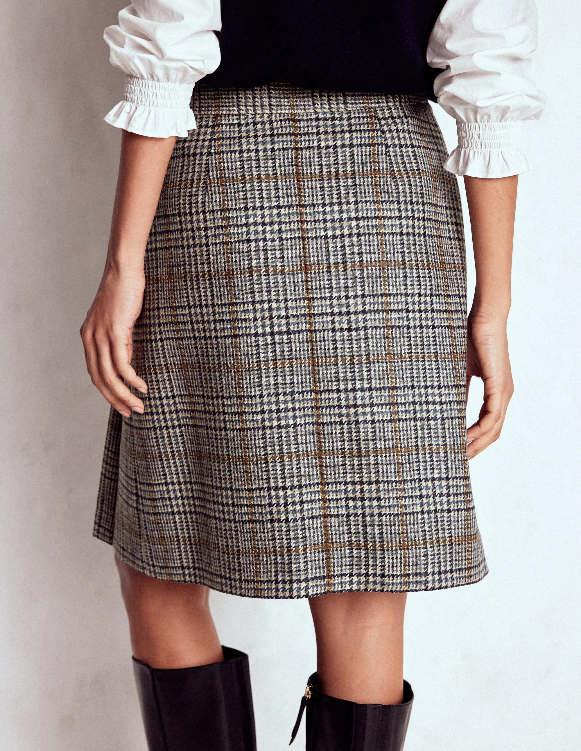 Full Circle Soft Aesthetic Helen Wool Kilt Skirt-Blue and Grey Prince of Wales