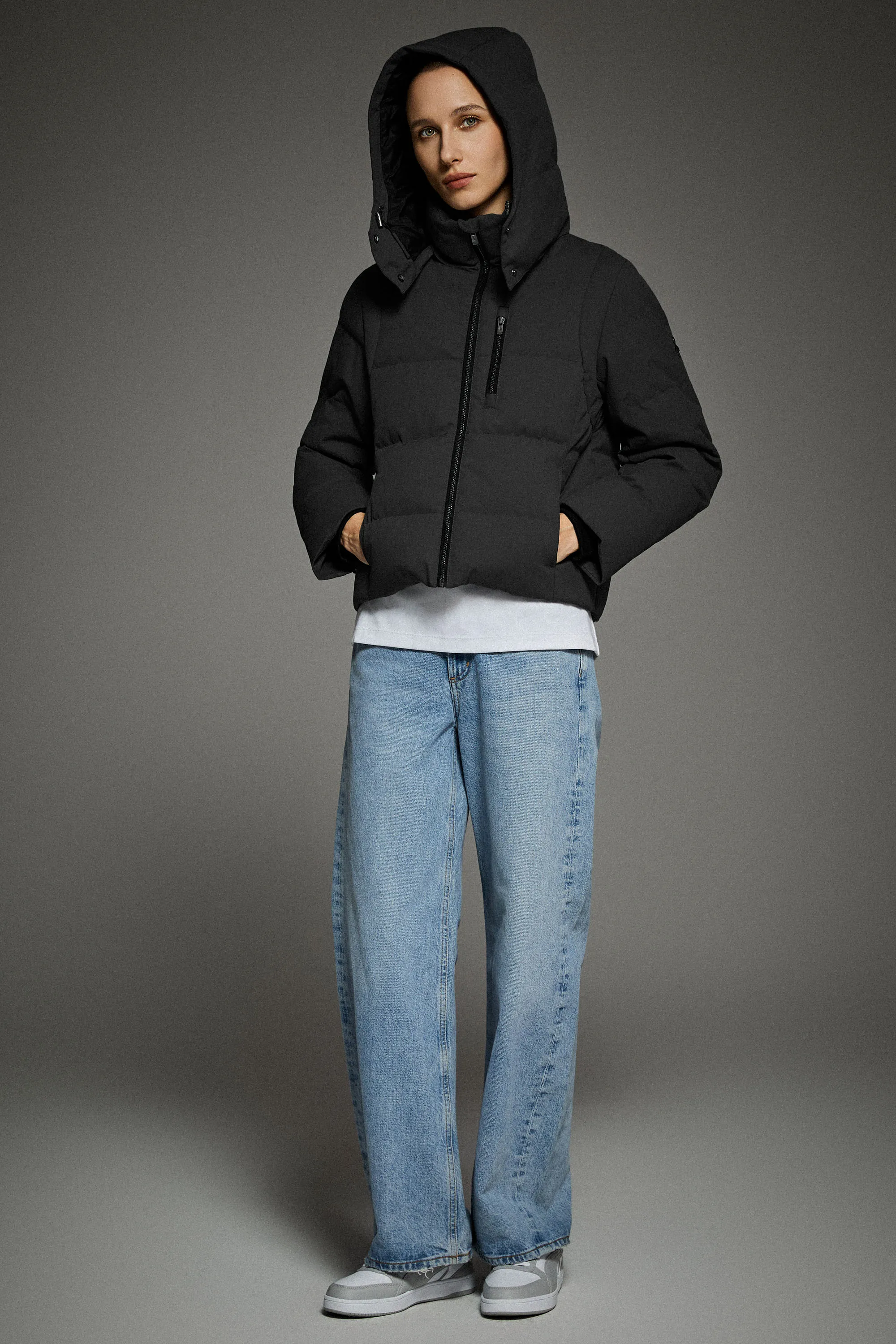 Sleek Layers CityForm Short Detachable Hood Down Jacket