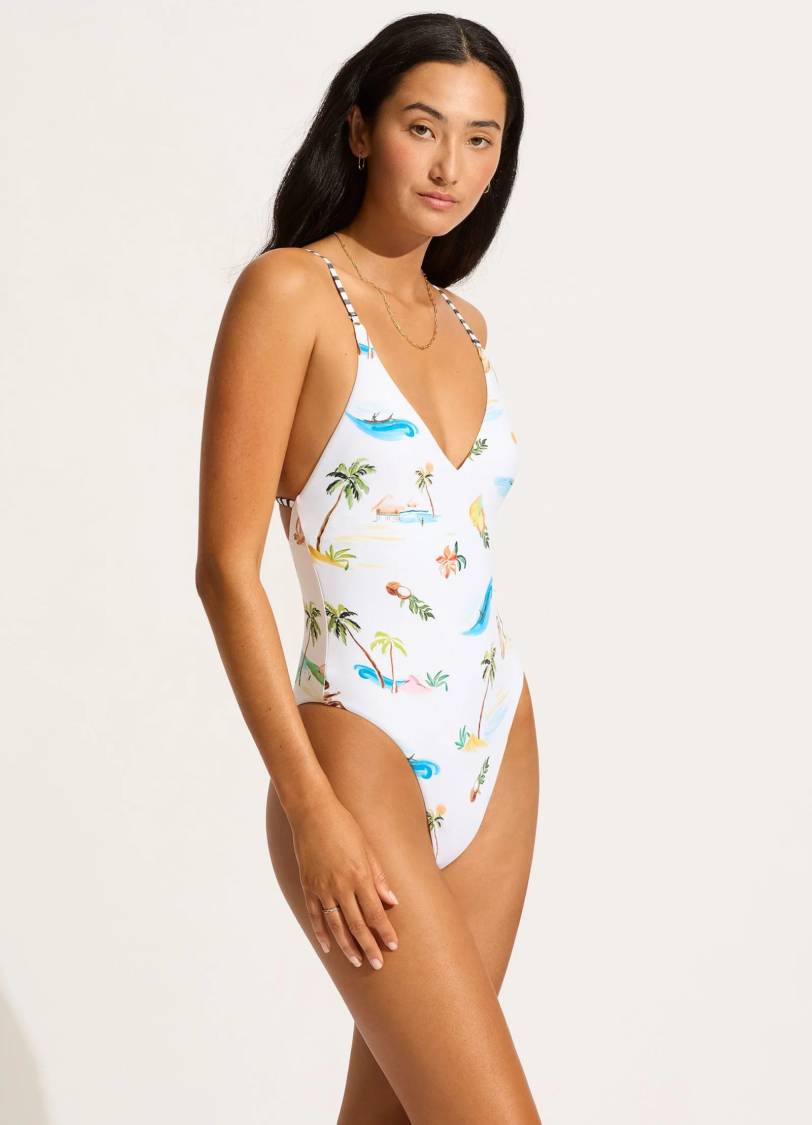 Fashionable-Design Holiday Style Isla Palm V Neck One Piece - White