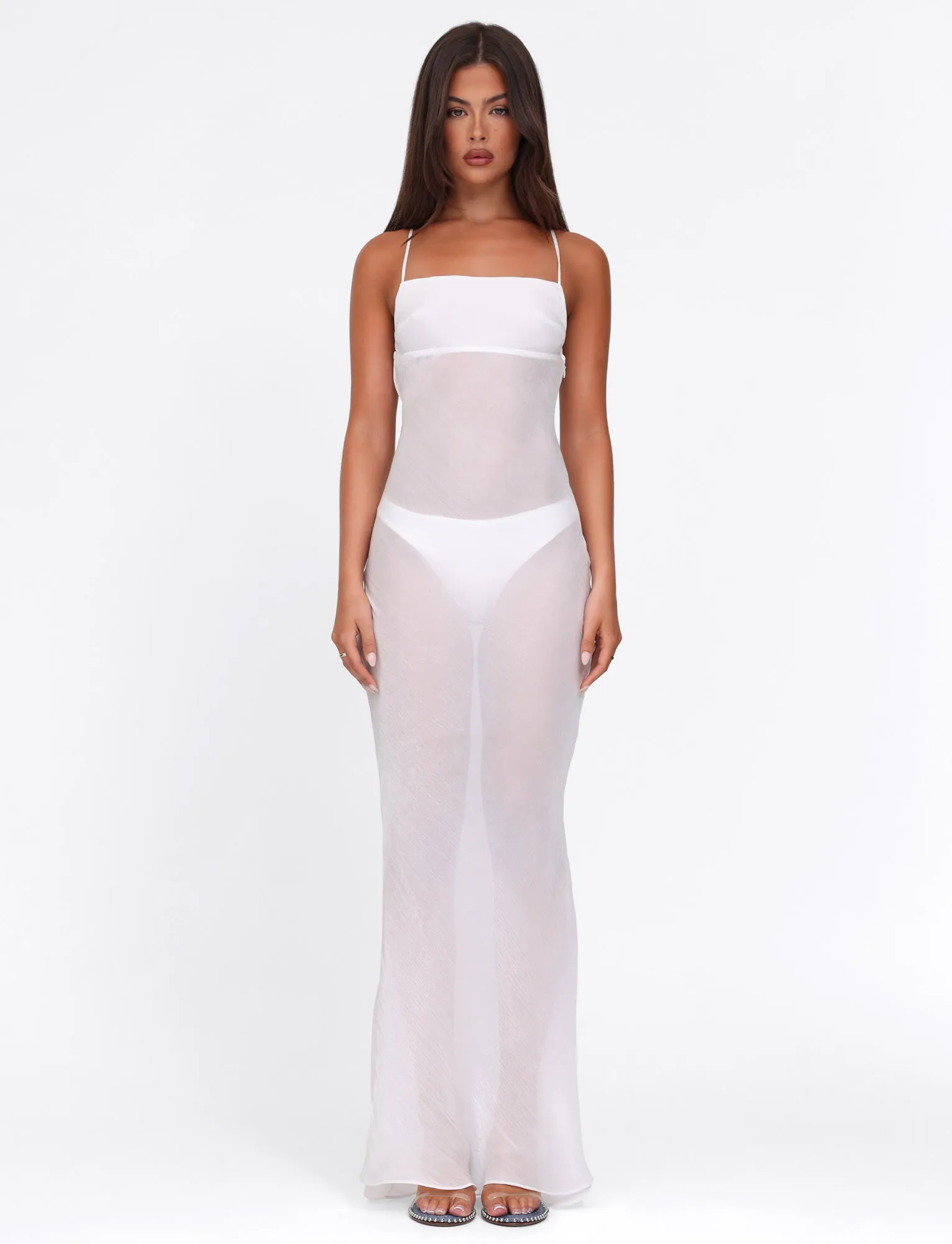 KIAH MAXI DRESS - WHITE : ICE Smooth Outline Comfortable Silhouette