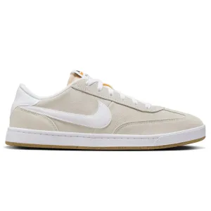 Nike SB FC Classic Summit White Pro Performance Gear Street Session
