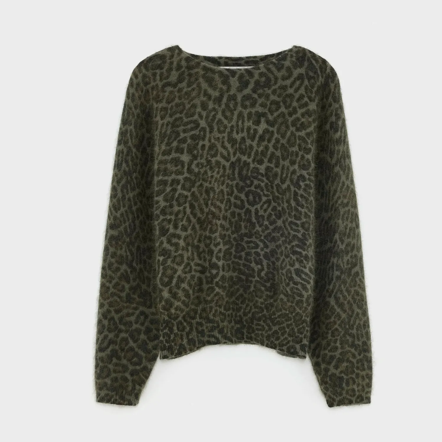 Dioal Leopard Print Sweater (Combo C) foldable