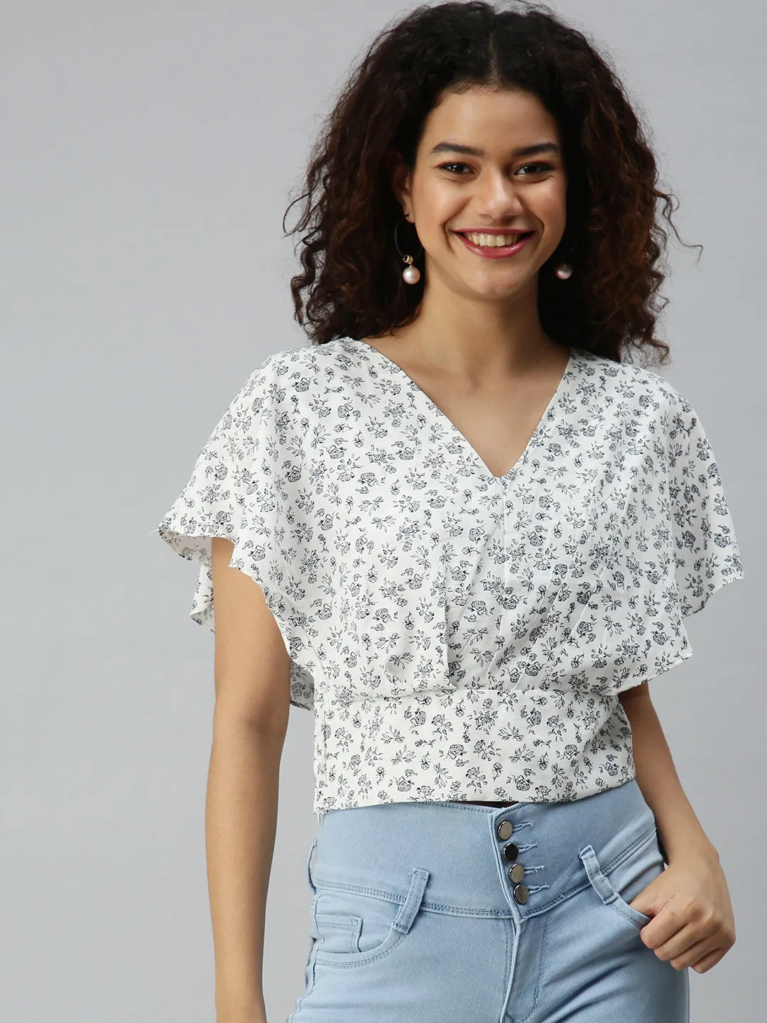 Comfy Base Women's White Floral Print Crepe Bardot Top