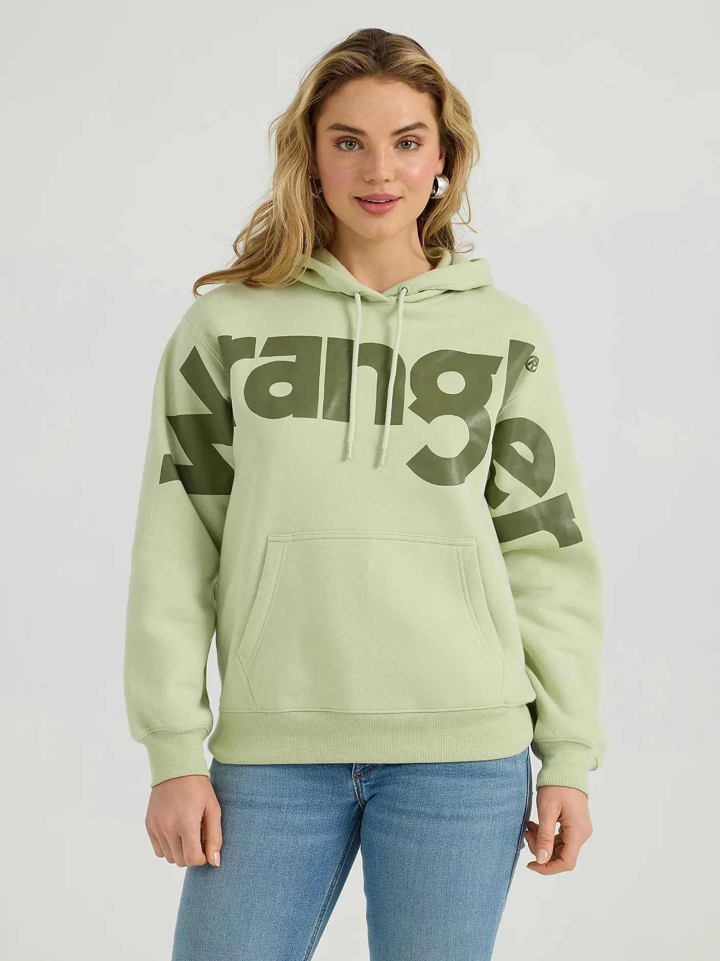 Wrangler Retro Women's Bold Logo Hoodie in Green Tea Half sleeve Designer