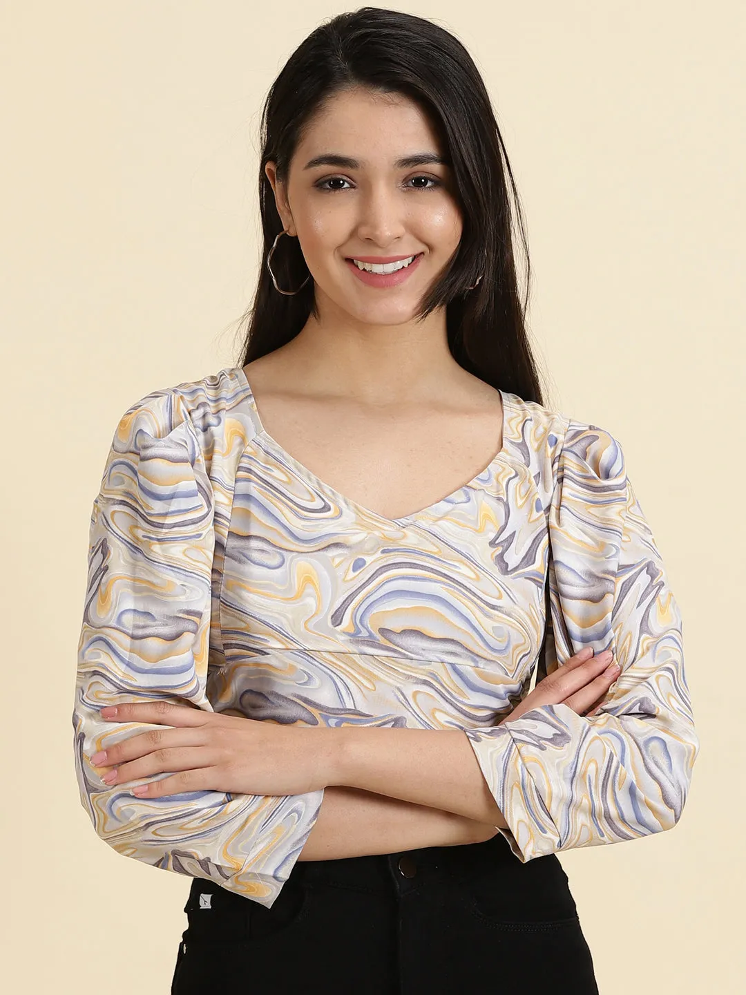 Minimal Fit Basic Layer Women's Blue V-Neck Print Crepe Crop Top