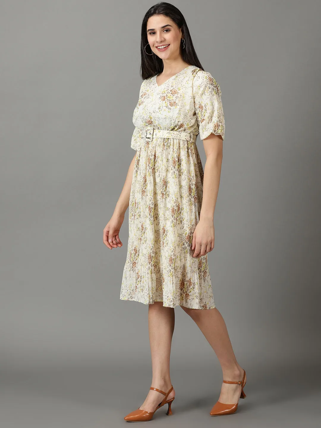 Women's Off White Floral Printed Fit & Flare Dress With Belt Fashionable Layers