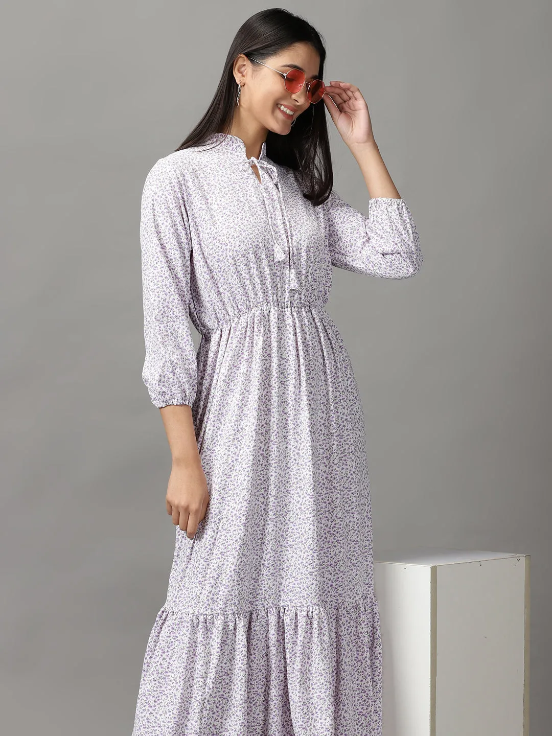 Soft Colorway Women's White Floral Fit and Flare Midi Dress