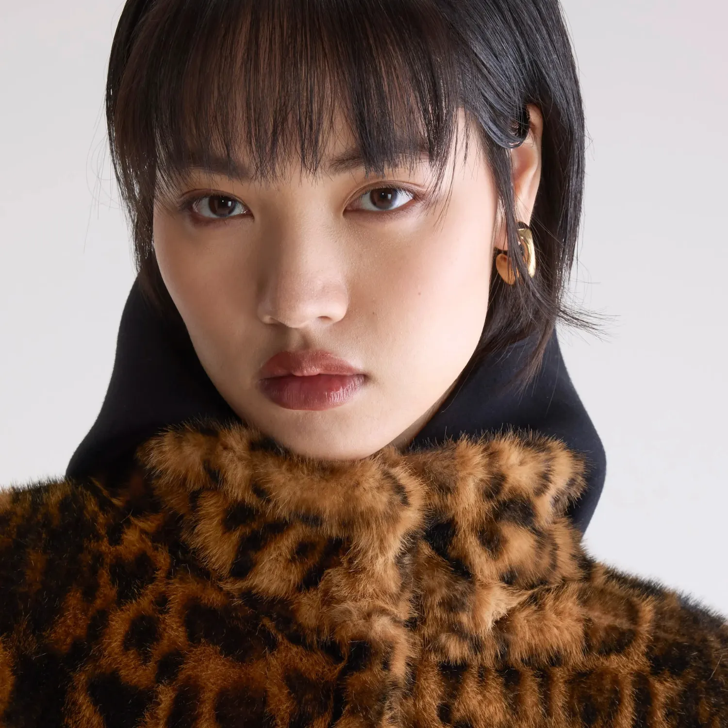 Moisture Managing Layer Breathable Design Enora Cropped Jacket (Combo A)