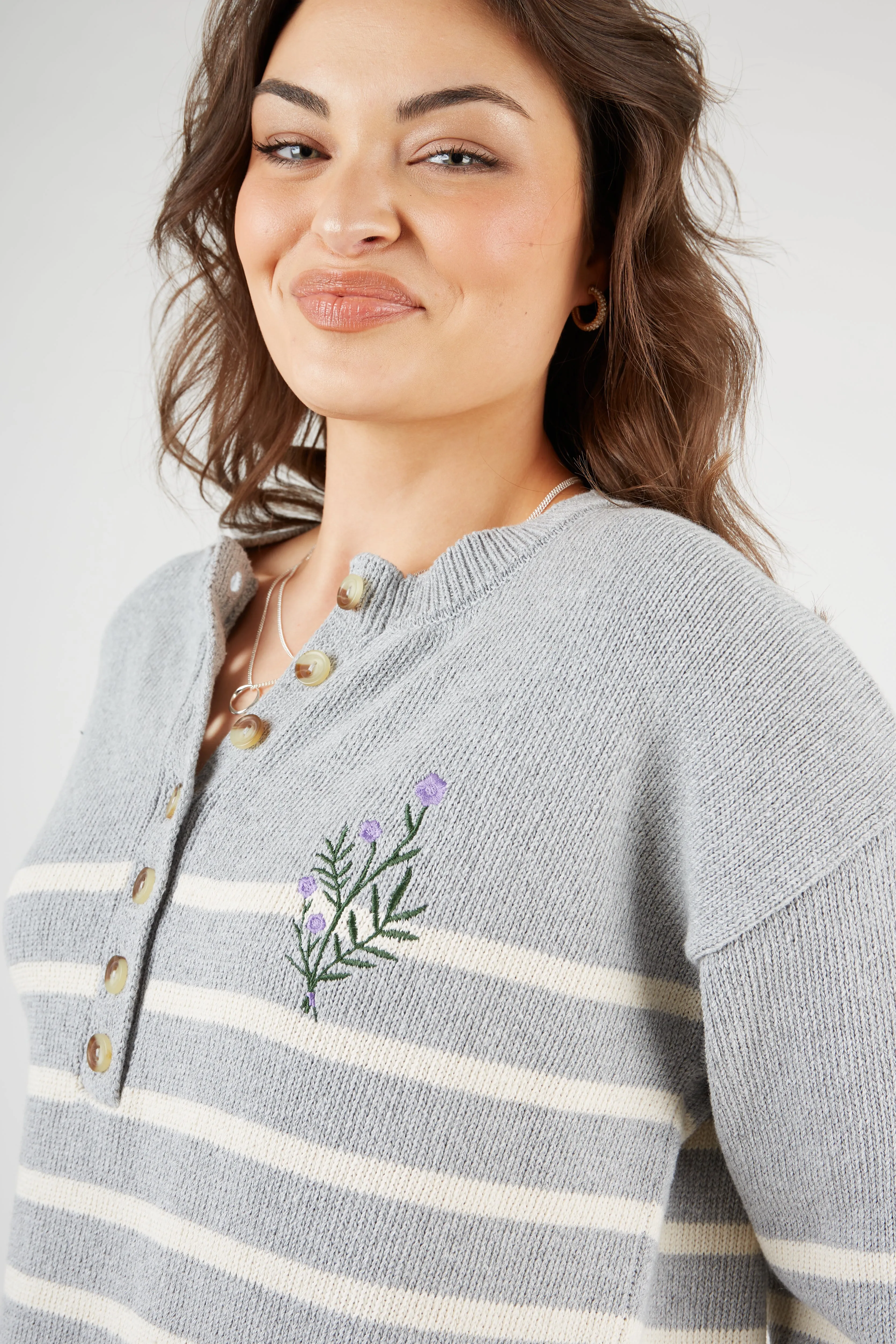 Sweater Pilling Prevention Tips O&F Knitted Henley - Grey