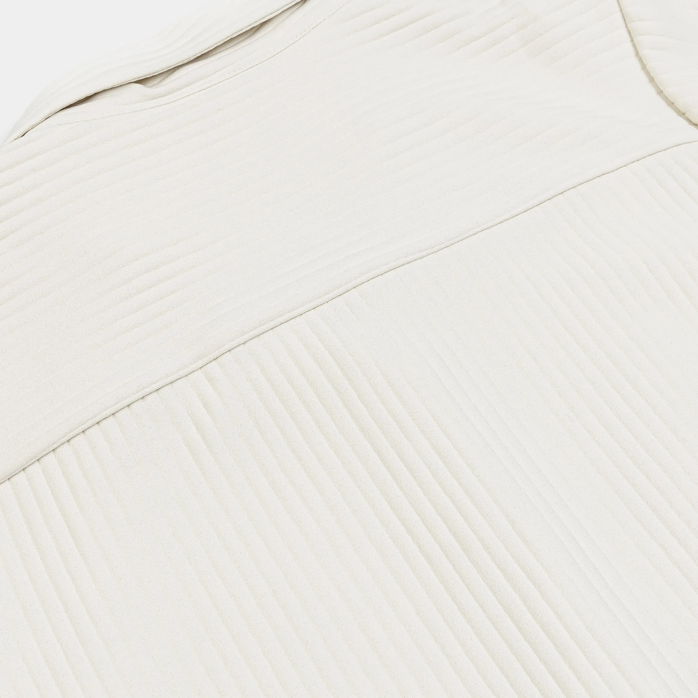 GentleWaistband Pleated Button Up Womens Short Sleeve Shirt (Cream)