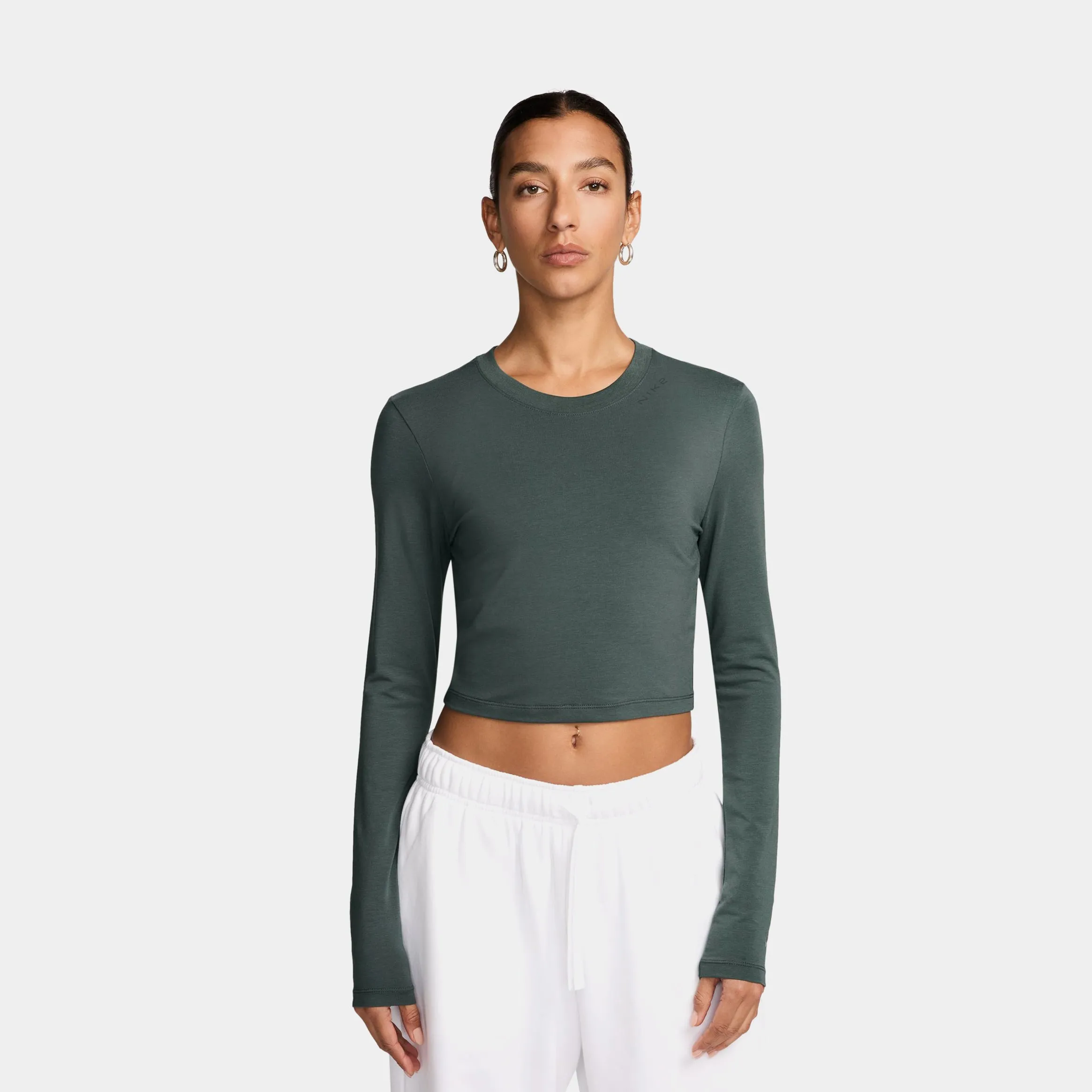 Jewel tone DoubleStitchedEdges NSW Chill Knit Cropped Womens Long Sleeve Shirt (Green)