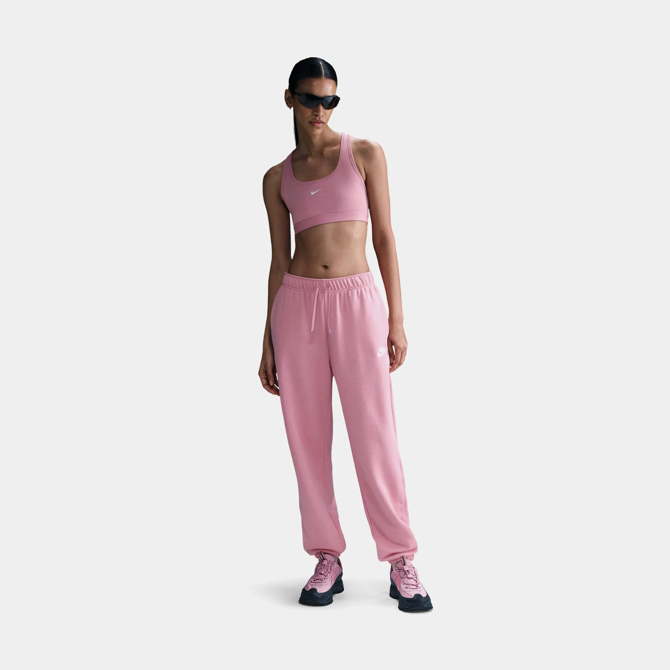 NSW Club Fleece Mid Rise Oversized Joggers Womens Sweatpants (Elemental Pink/Heather/White) Work Flex