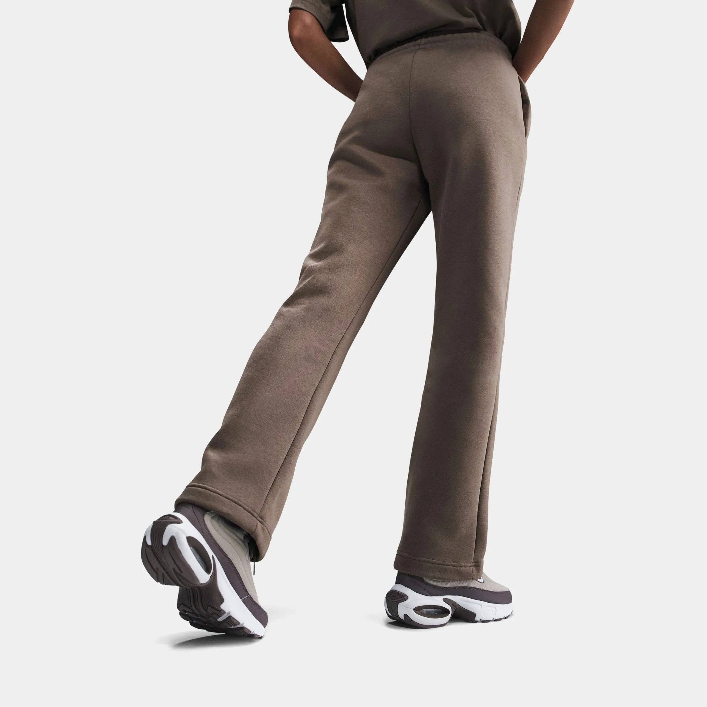 TearResistantMaterial NSW Phoenix Fleece Open Hem Womens Sweatpants (Brown/Beige)