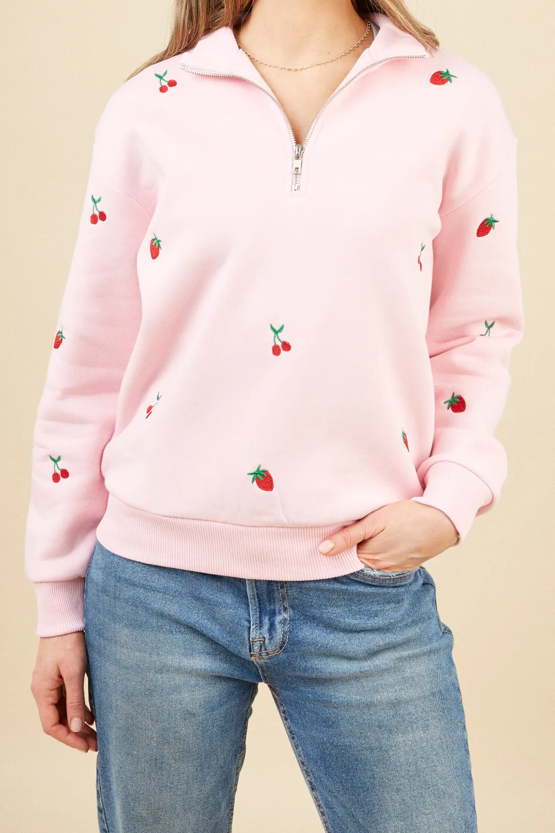 jersey O&F Fruit Embroidered Quarter Zip Sweatshirt - Pink