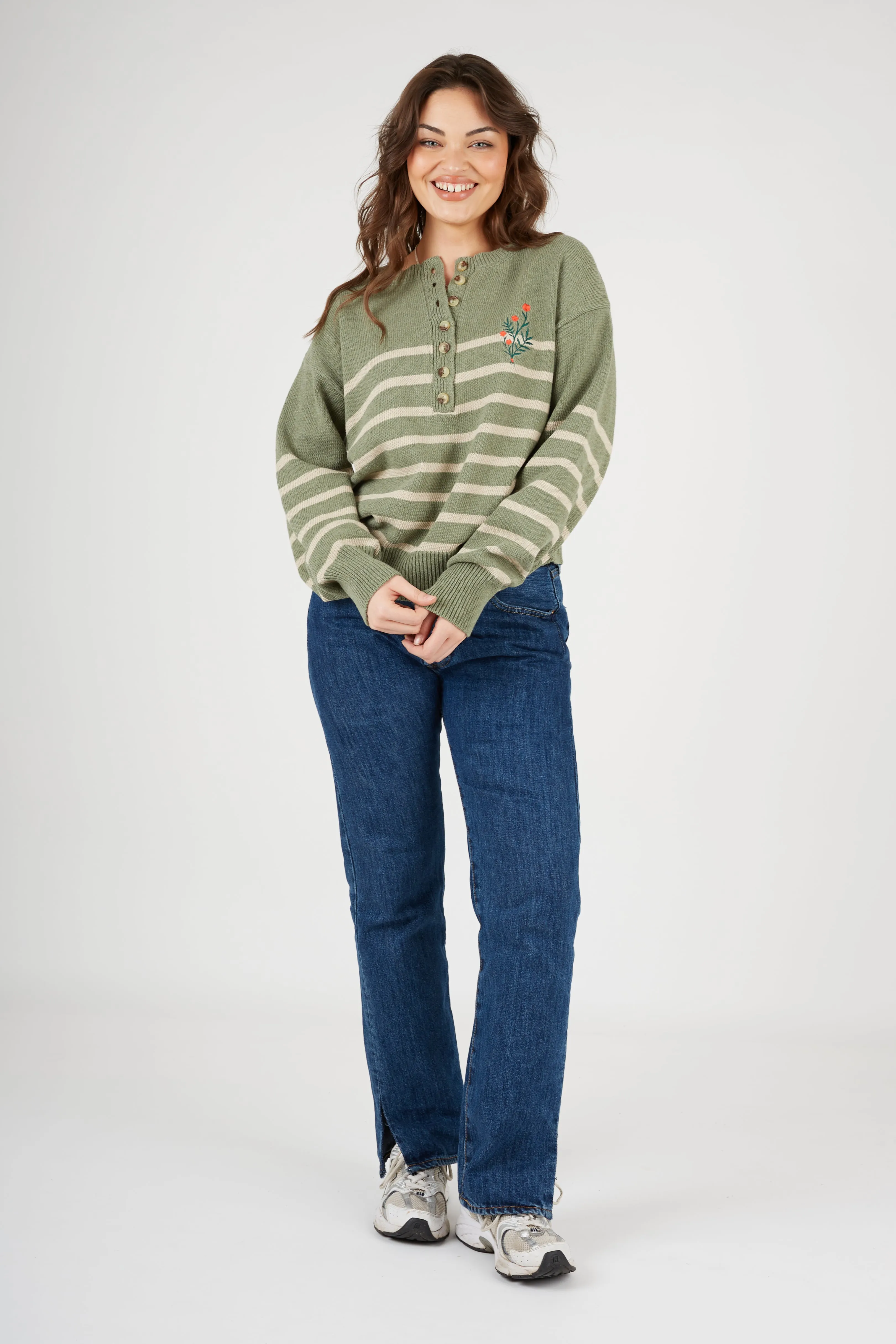 Durable Edge Binding Simple Look O&F Knitted Henley - Green