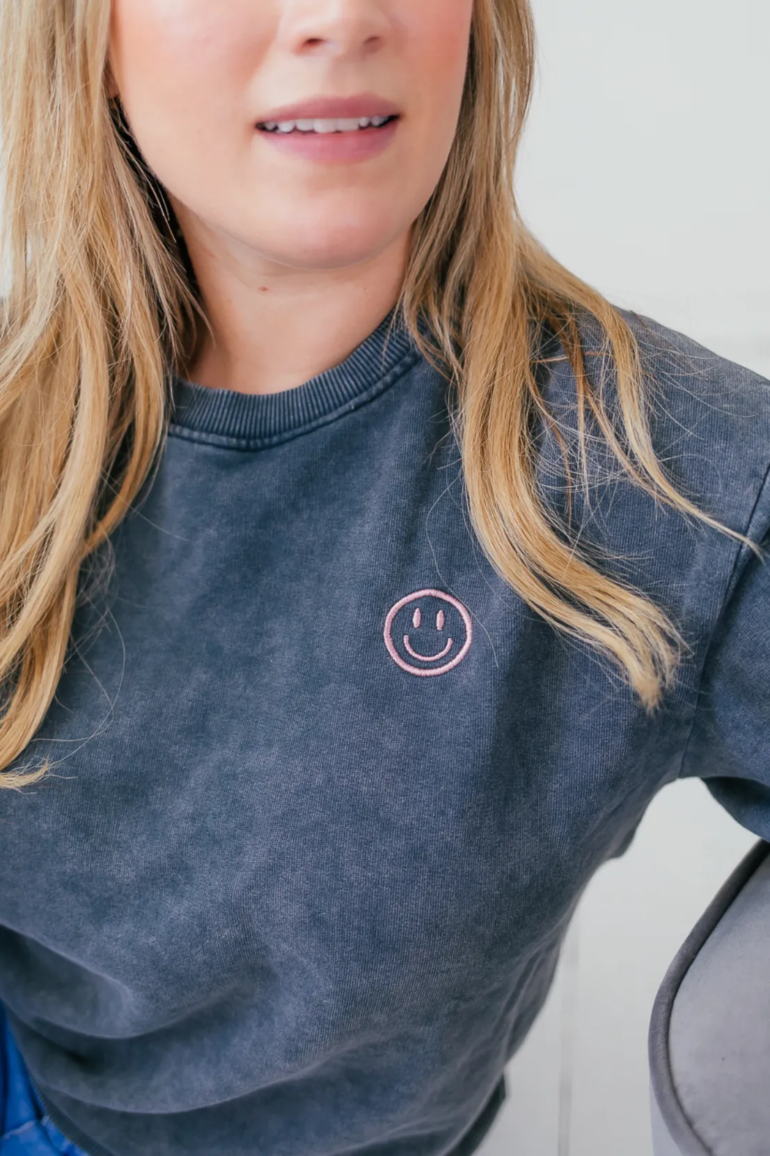 O&F Love Makes The World Go Round Sweatshirt Soft Layers